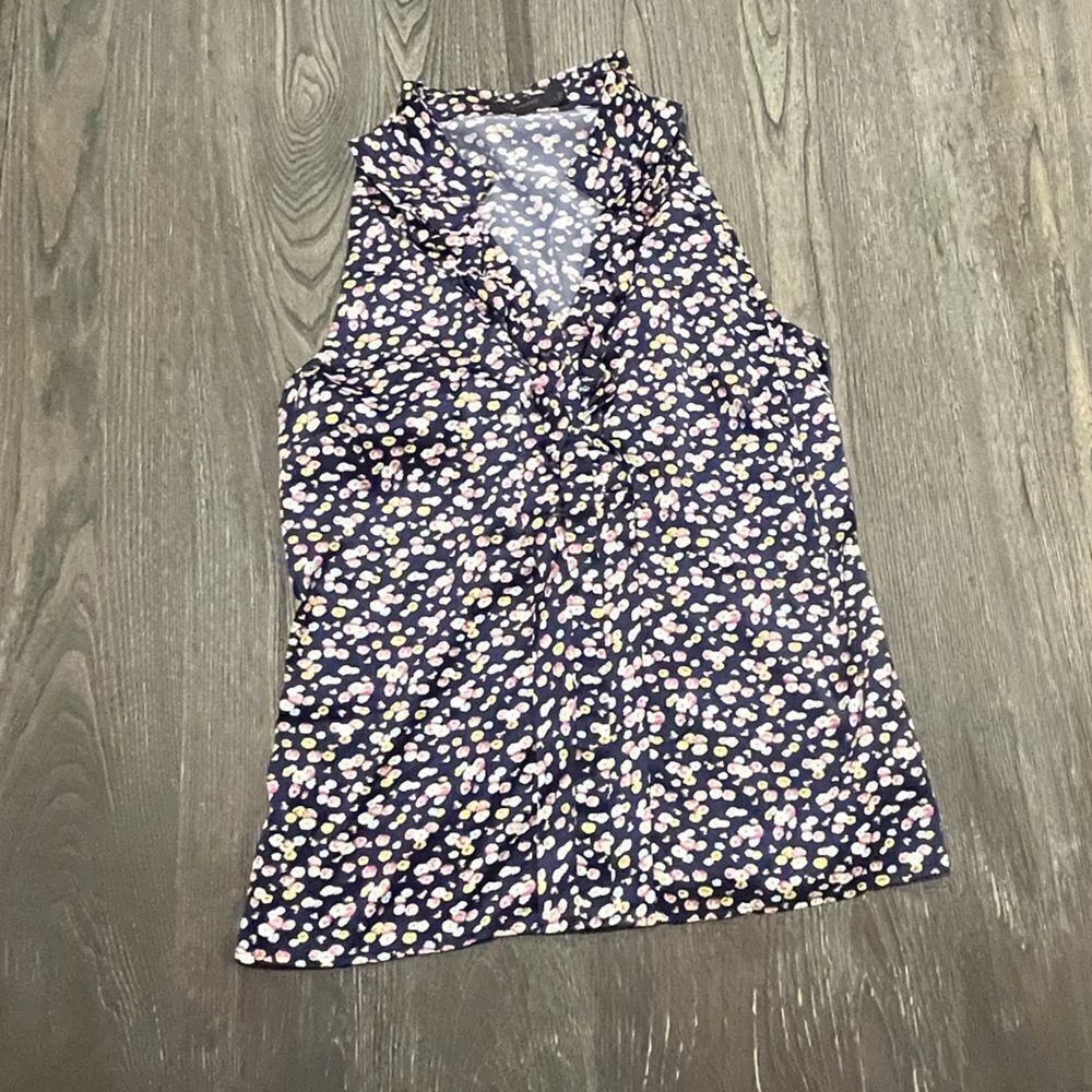 The Limited Blouse Floral Print Ruffled V-Neck Sleeveless Satin Purple Size L